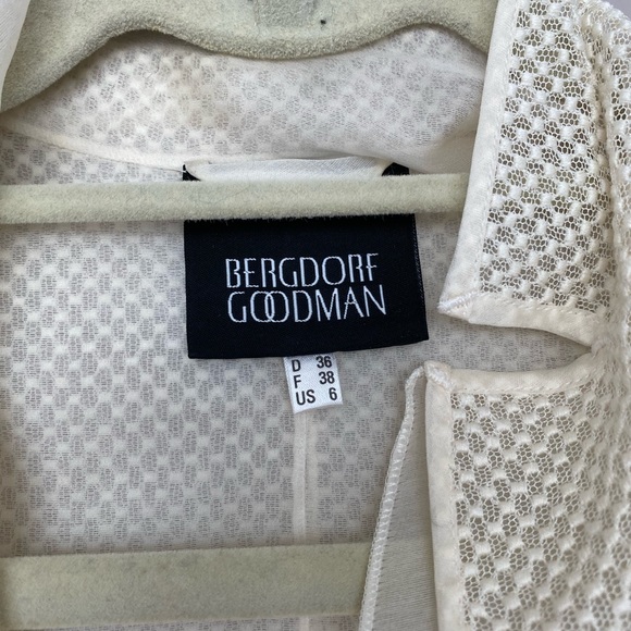 ⭐️🌴Akris Silk Blazer - Picture 2 of 4